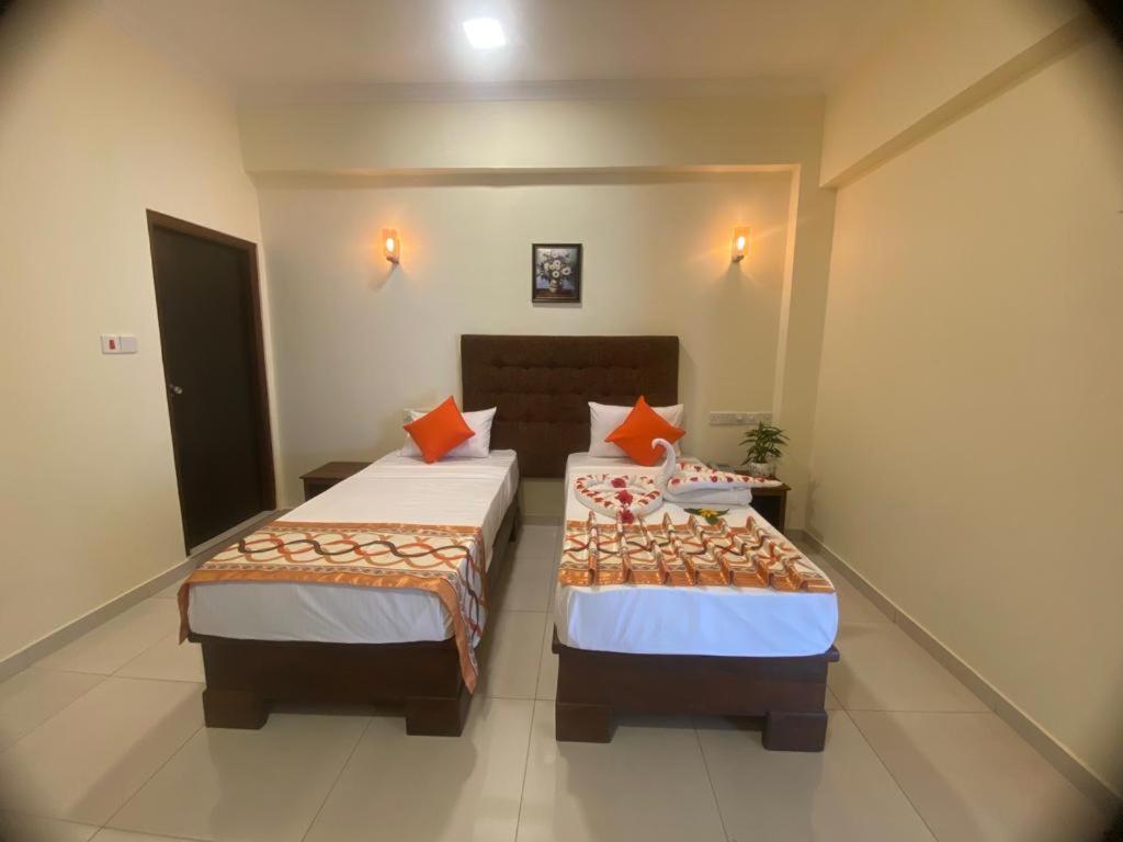 Hotel Northway Vavuniya Zewnętrze zdjęcie