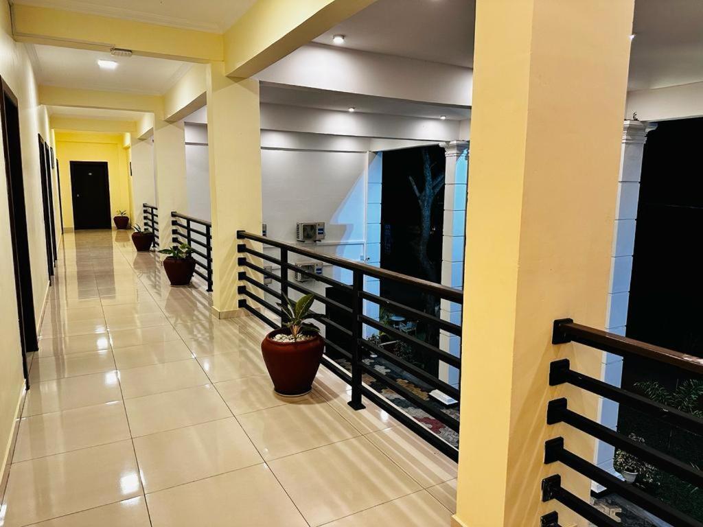 Hotel Northway Vavuniya Zewnętrze zdjęcie